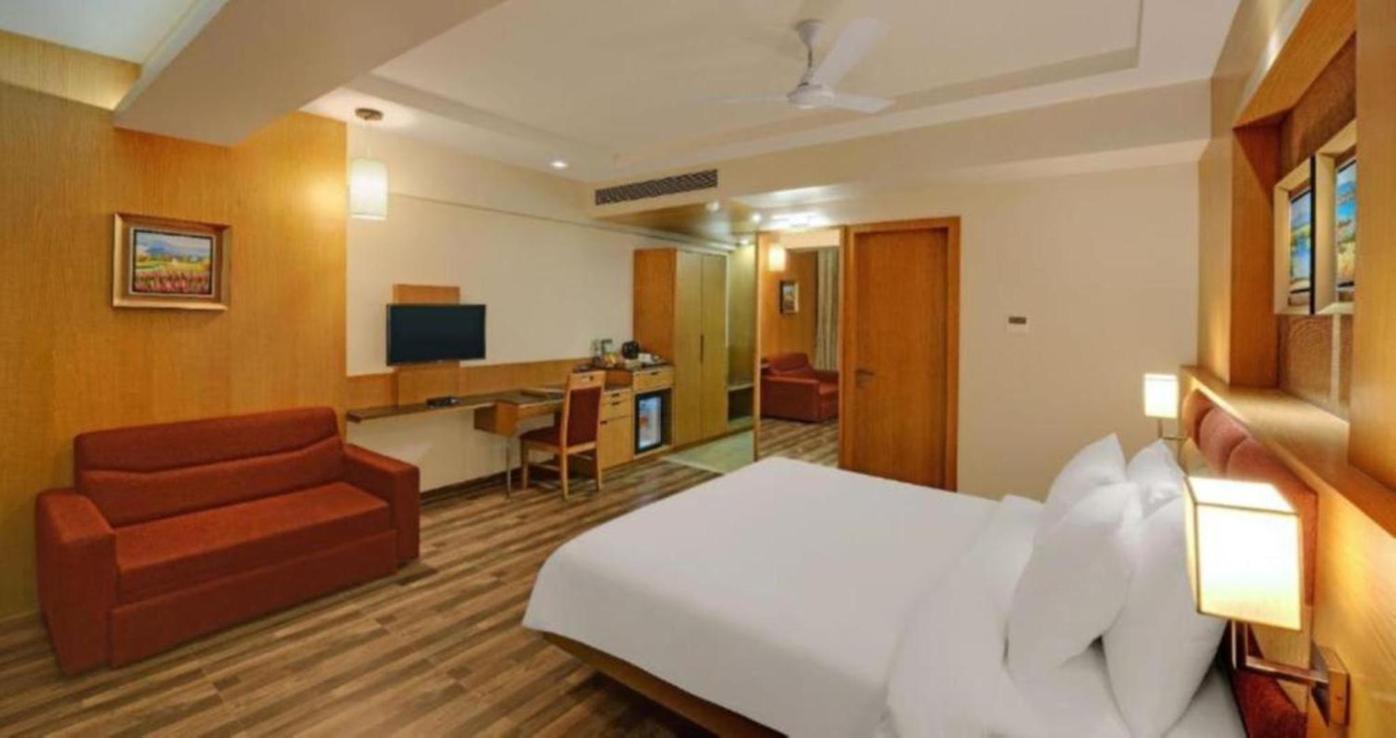Hotel Seven Inn Near Delhi Airport Neu-Delhi Exterior foto