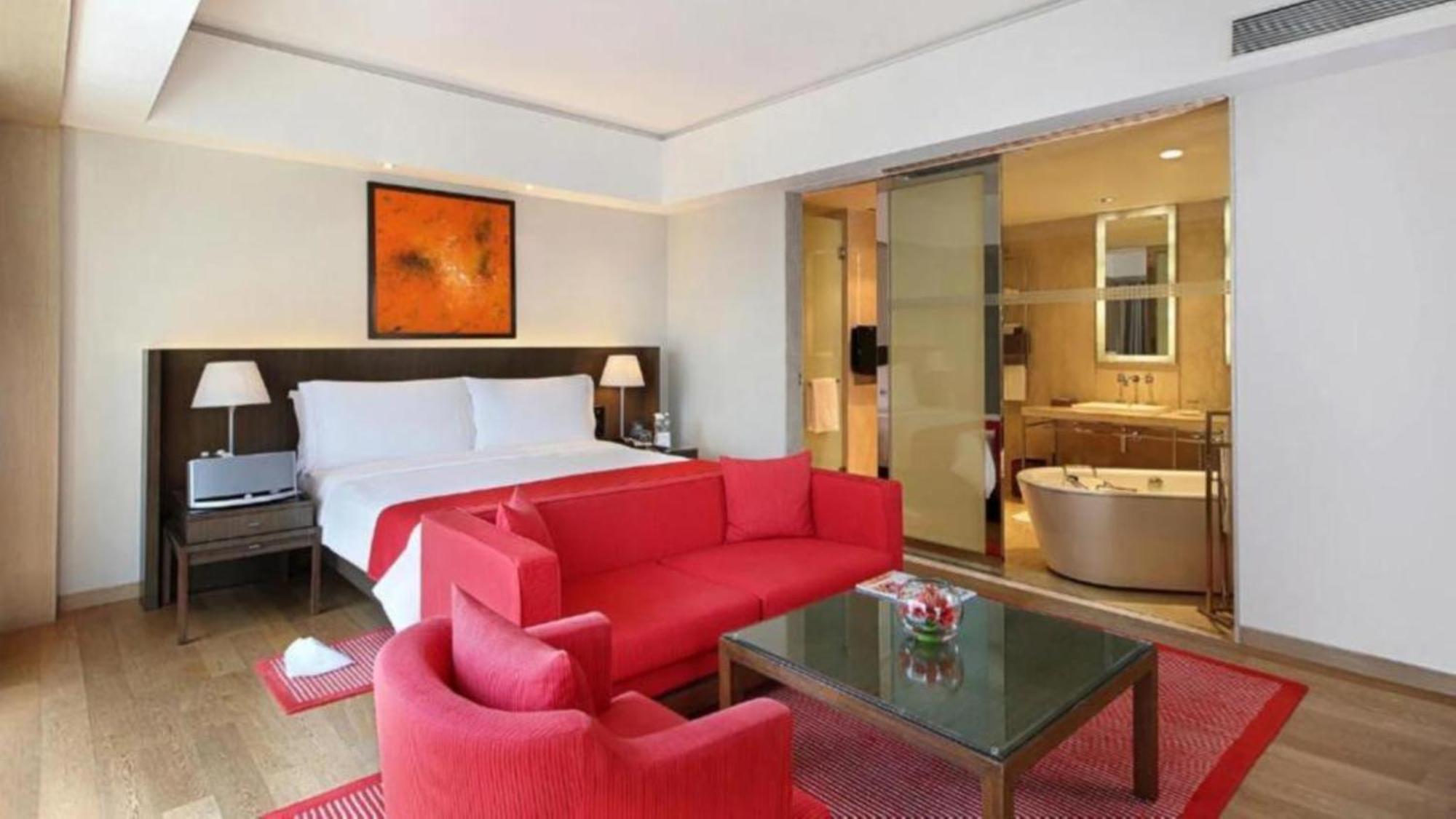 Hotel Seven Inn Near Delhi Airport Neu-Delhi Exterior foto