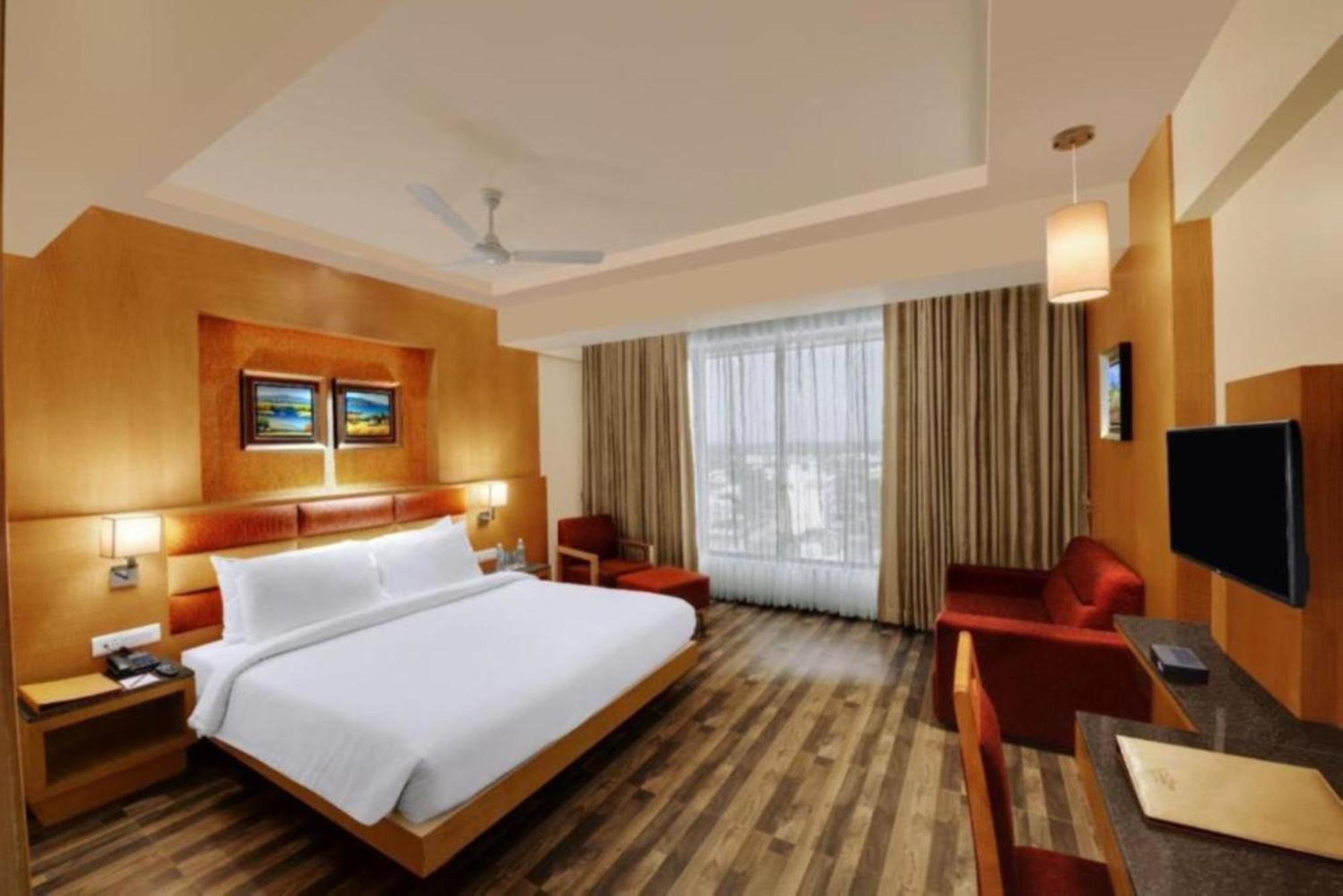 Hotel Seven Inn Near Delhi Airport Neu-Delhi Exterior foto